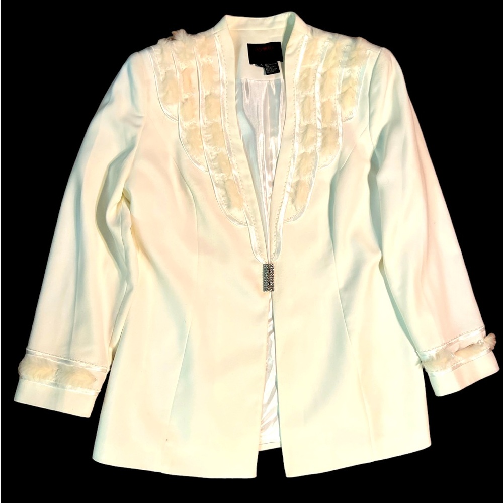 Beautiful off white 3pc suit with faux fur and bling embellishment.